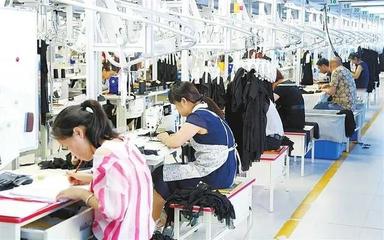 于都:消費(fèi)新動能,助力服裝產(chǎn)業(yè)逆勢上揚(yáng)